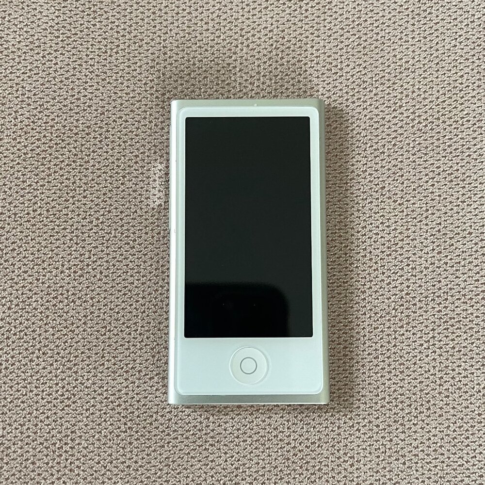 Apple iPod Nano 7th Generation